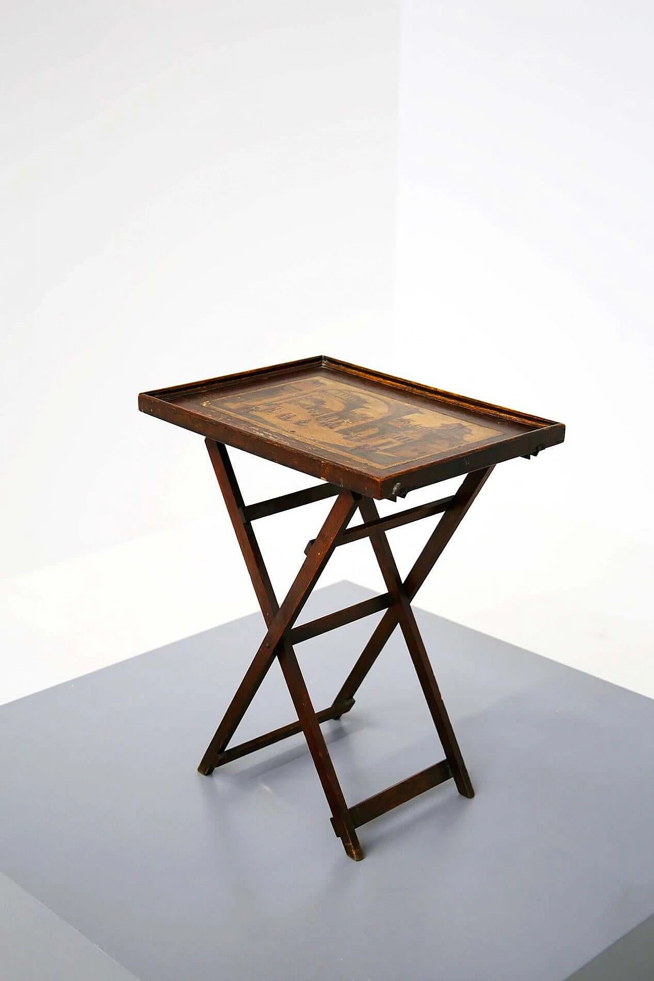 Tavolino pieghevole cinese in legno con piano decorato, del '800 1412607