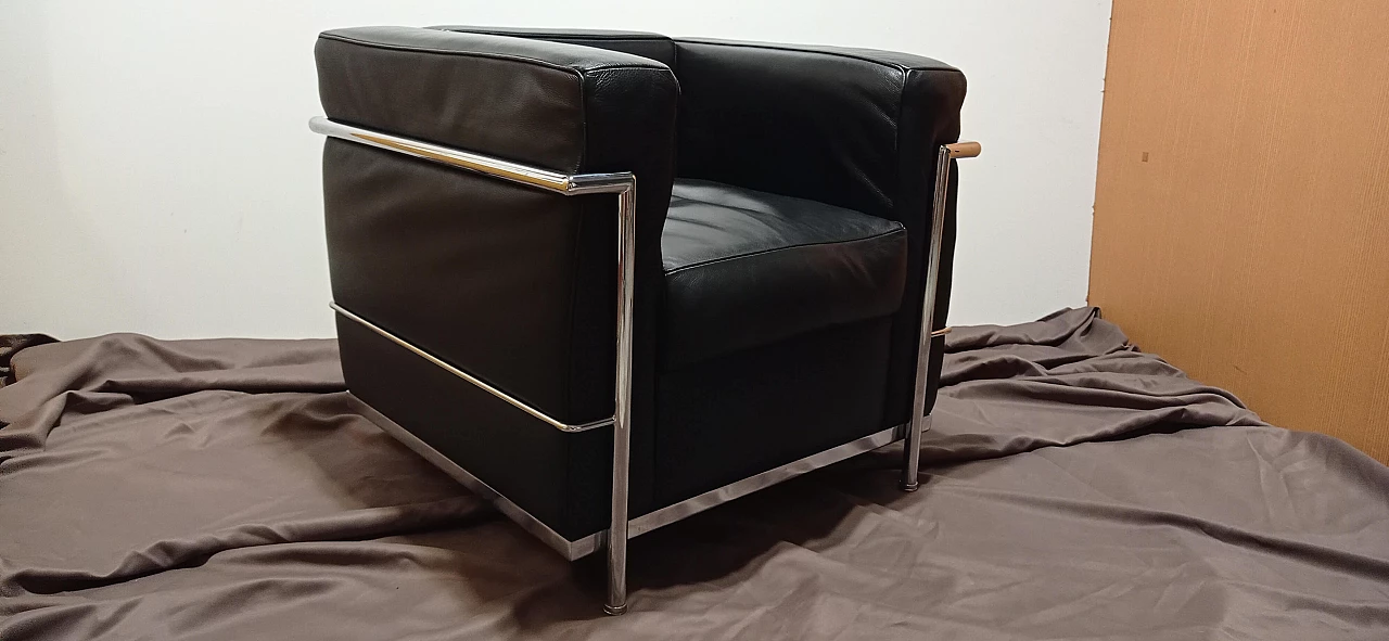 LC2 armchair by Le Corbusier, Jeanneret and Perriand, 1920s 1412655