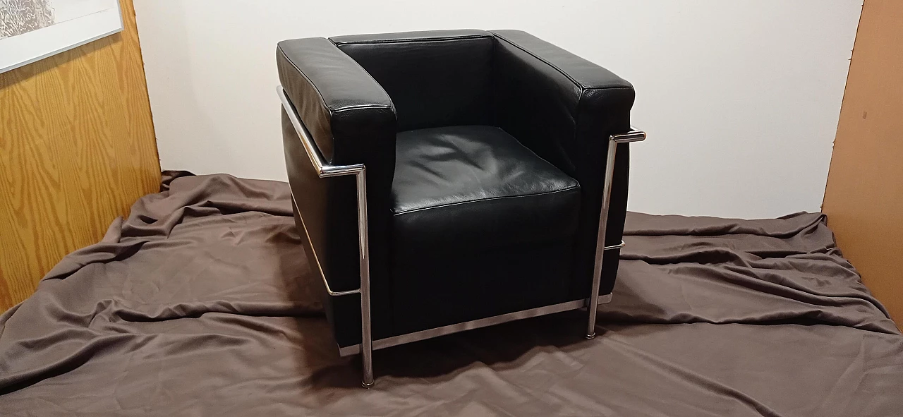 LC2 armchair by Le Corbusier, Jeanneret and Perriand, 1920s 1412674