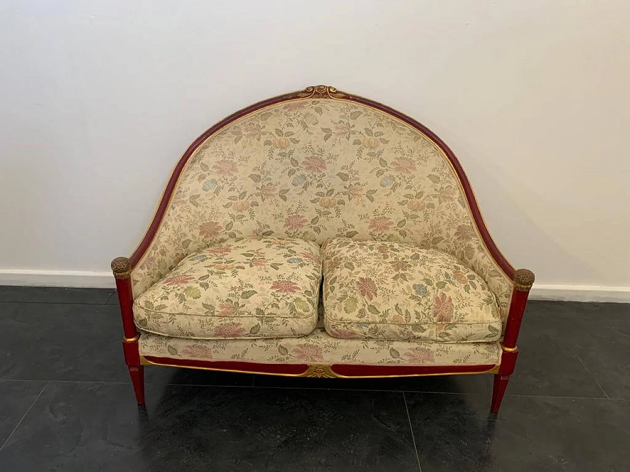 Divano e coppia di poltrone laccate rosse Art Déco, anni '30 1444076
