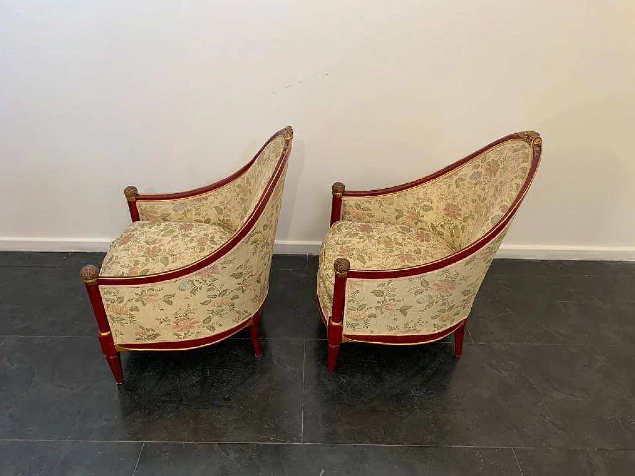 Pair of Art Deco red lacquered armchairs with carved details, 1930s 1444165