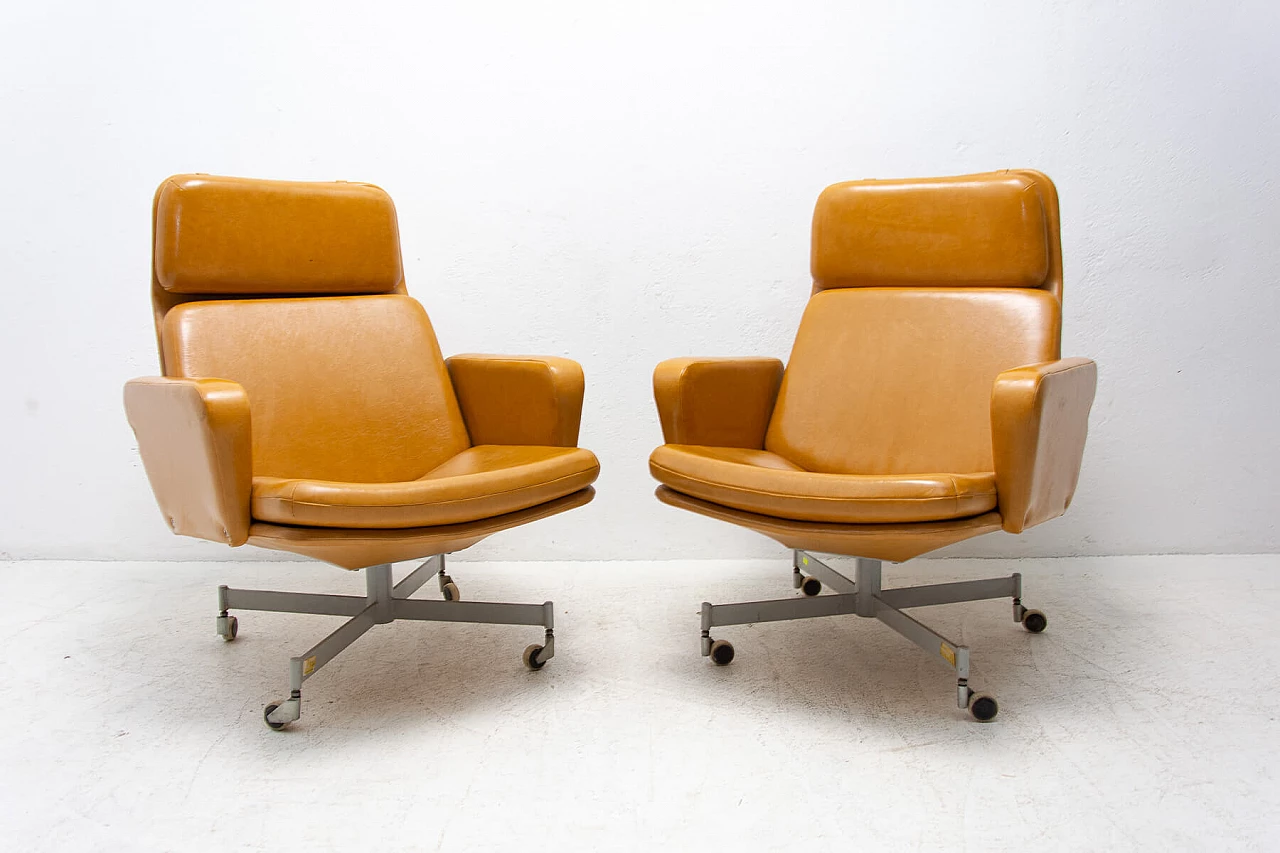 Pair of leatherette swivel armchairs, 1970s 1444603