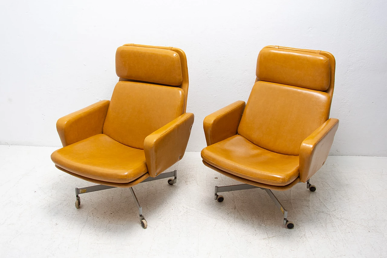 Pair of leatherette swivel armchairs, 1970s 1444608