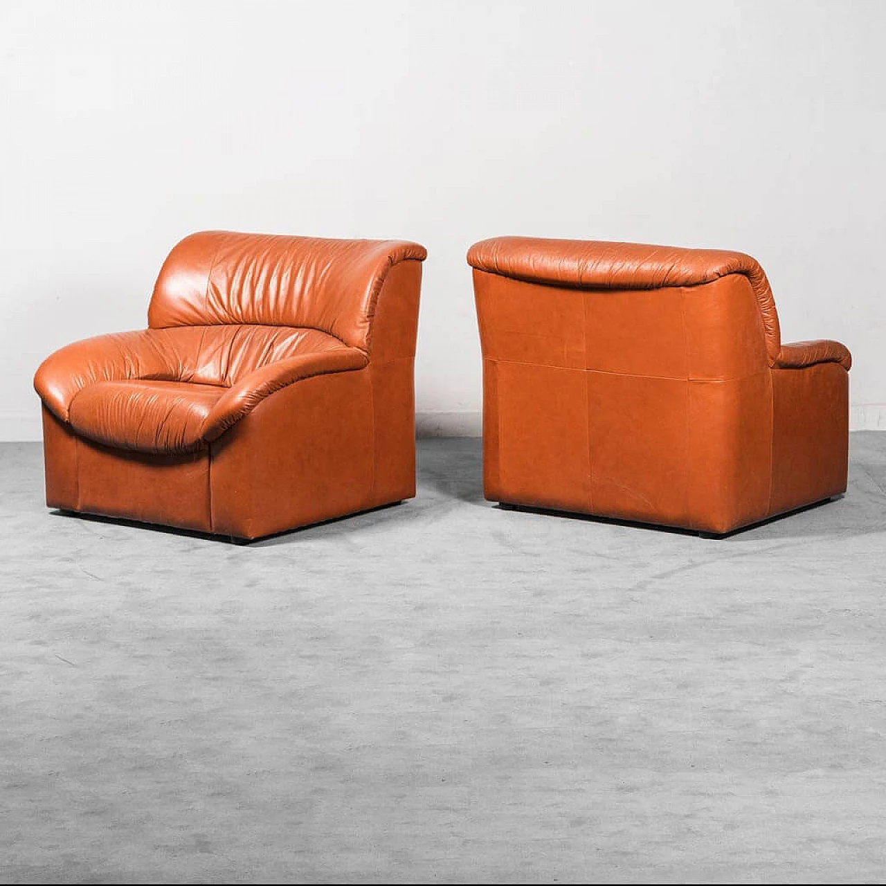 Leather sofa and 2 armchairs, 1970s 1445645