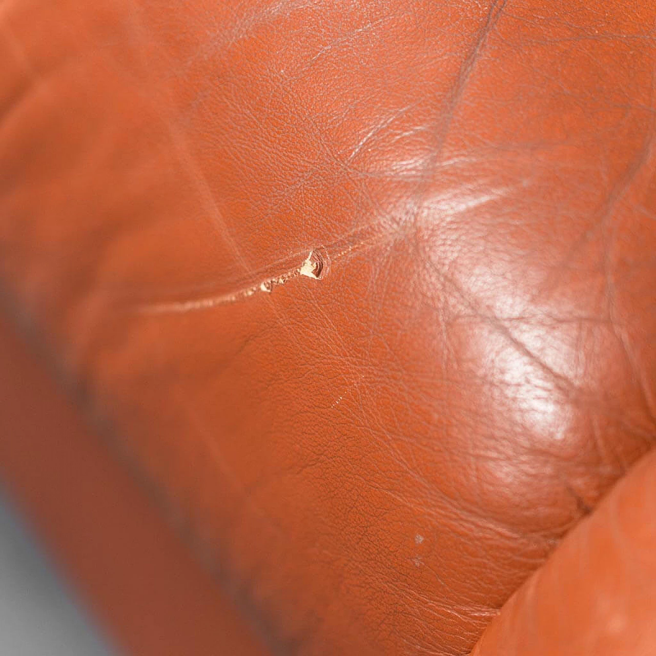 Leather sofa and 2 armchairs, 1970s 1445653
