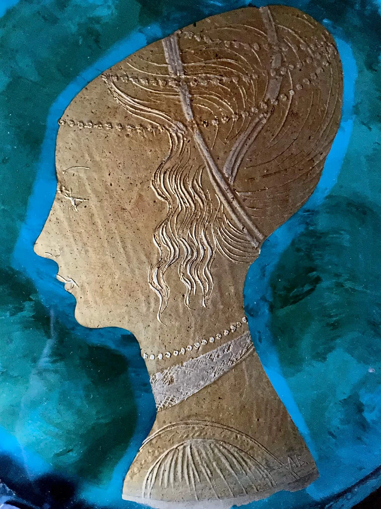 Tre profili femminili sotto vetro, anni '40 1450468