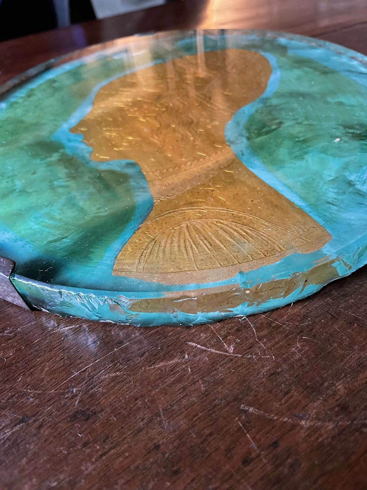 Tre profili femminili sotto vetro, anni '40 1450477