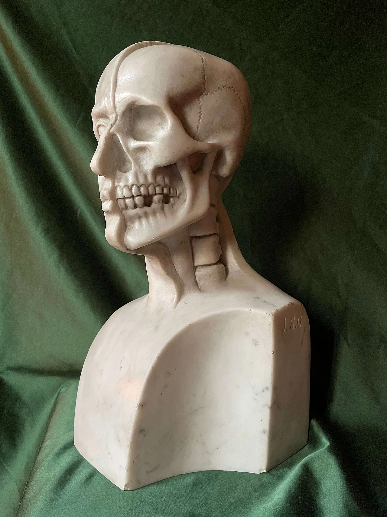 Carrara marble bust of Vanitas, 19th century 1450489