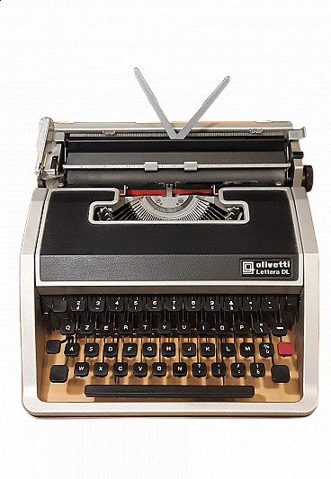 Lettera DL typewriter by Sottsass for Olivetti, 1960s