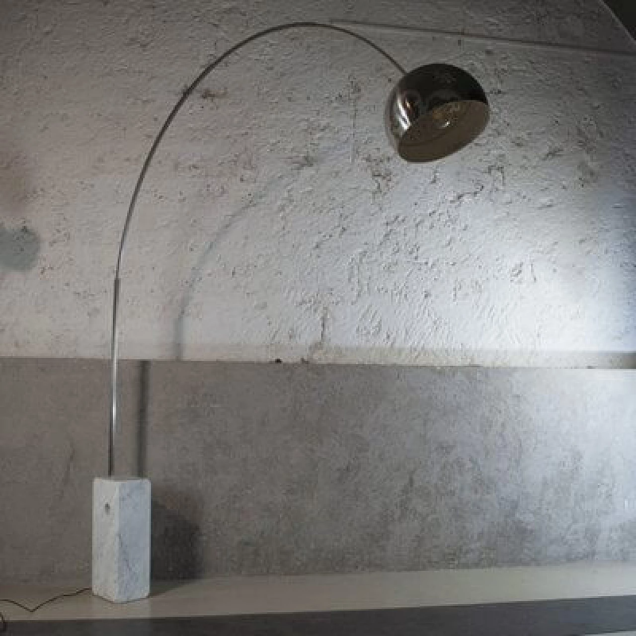 Lampada da terra Arco di Achille e Pier Giacomo Castiglioni per Flos, anni '60 1460288