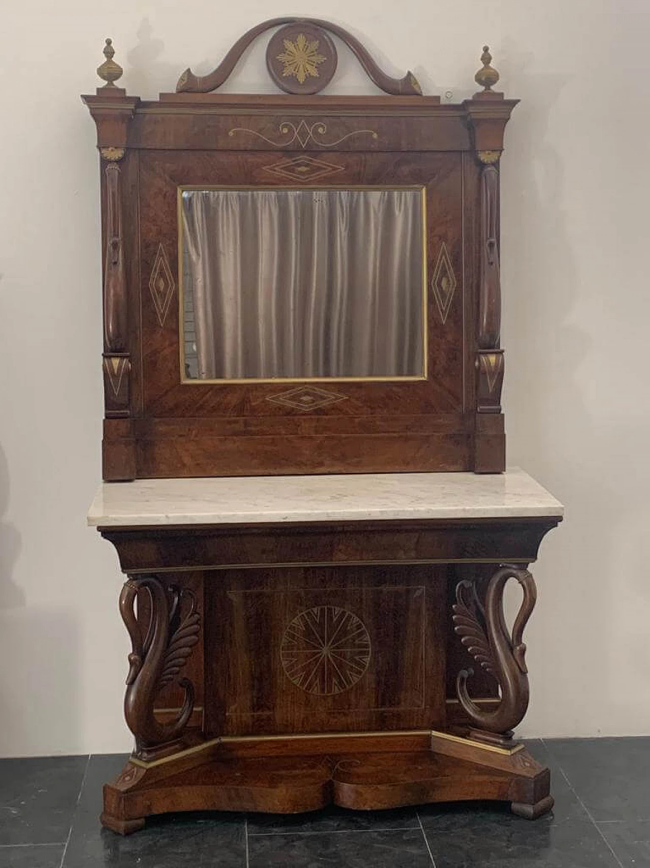 Console with mirror in walnut with brass inlays and details, 18th century 1460484