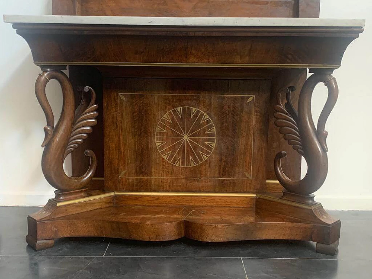 Console with mirror in walnut with brass inlays and details, 18th century 1460488