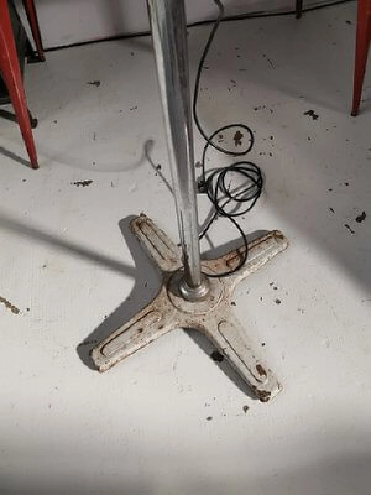 Cast iron and chrome metal fan by Continental, 1950s 1461345