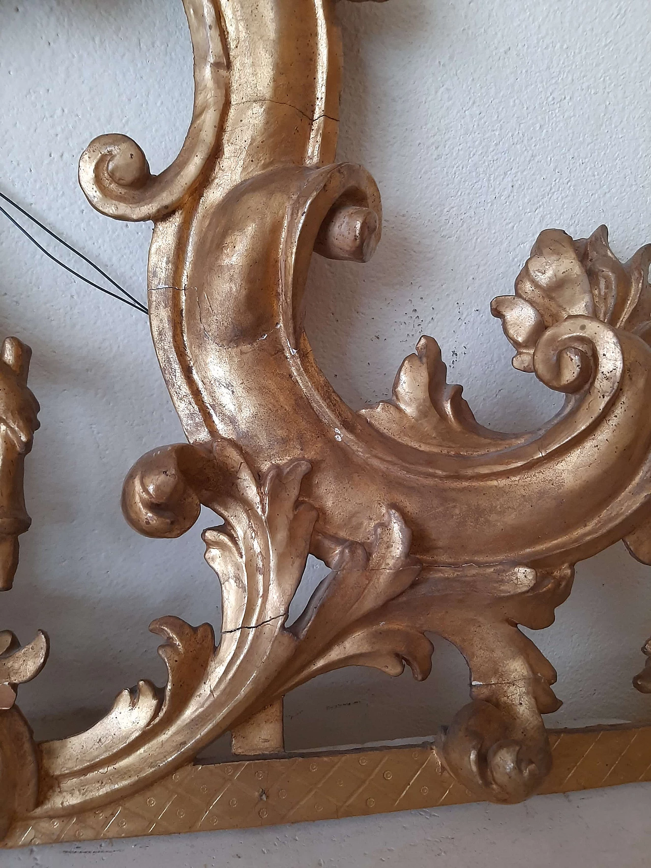 Carved and gilded wood frieze with Pantalone, 17th century 1461445