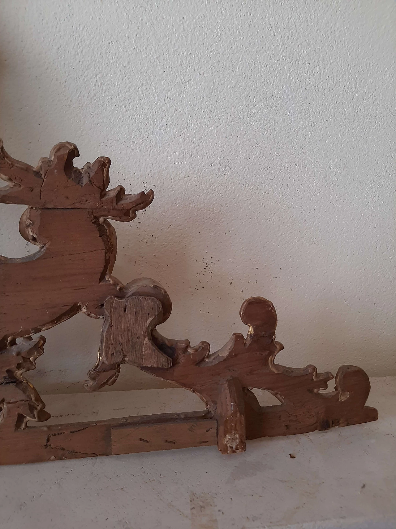 Carved and gilded wood frieze with Pantalone, 17th century 1461448