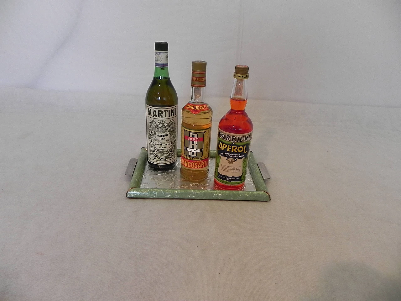 Pair of bakelite trays with 3 aperitif bottles, 1970s 1462758