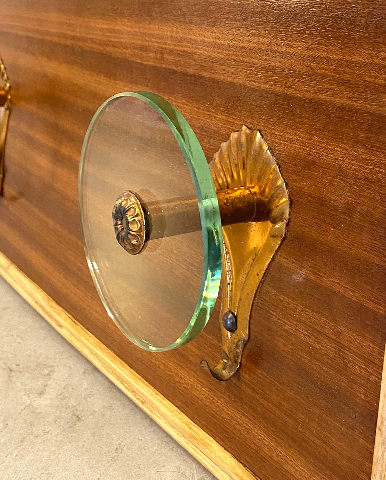 Appendiabiti da muro con ganci in vetro molato, anni '50 1462784