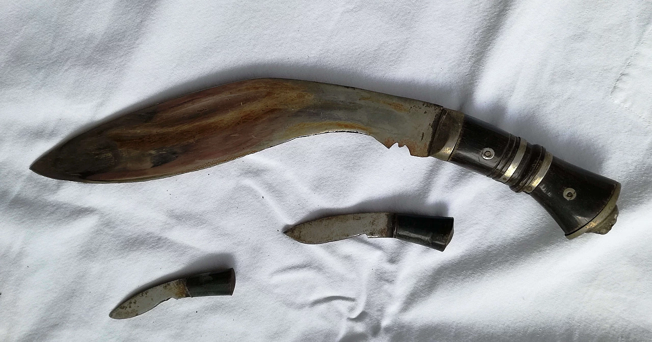 Pugnali africani con custodia, anni '80 1462871
