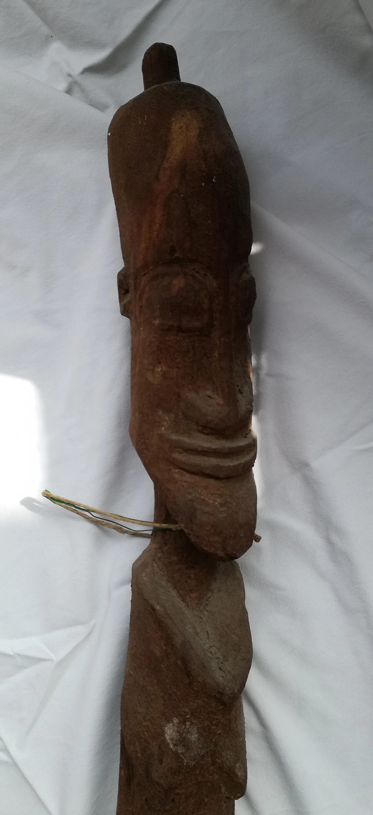 Sculpture of a long-line figure in wood, African art, 1970s 1462880
