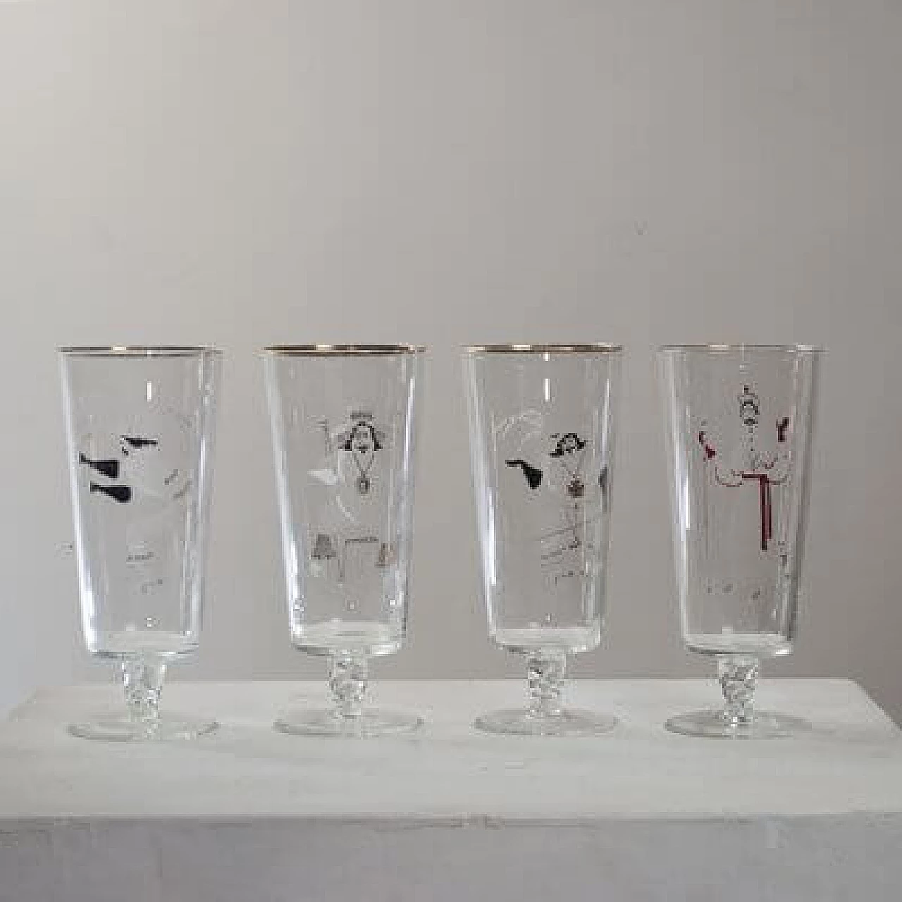 4 Glasses with three musketeers and Cardinal Richelieu, 1960s 1463247