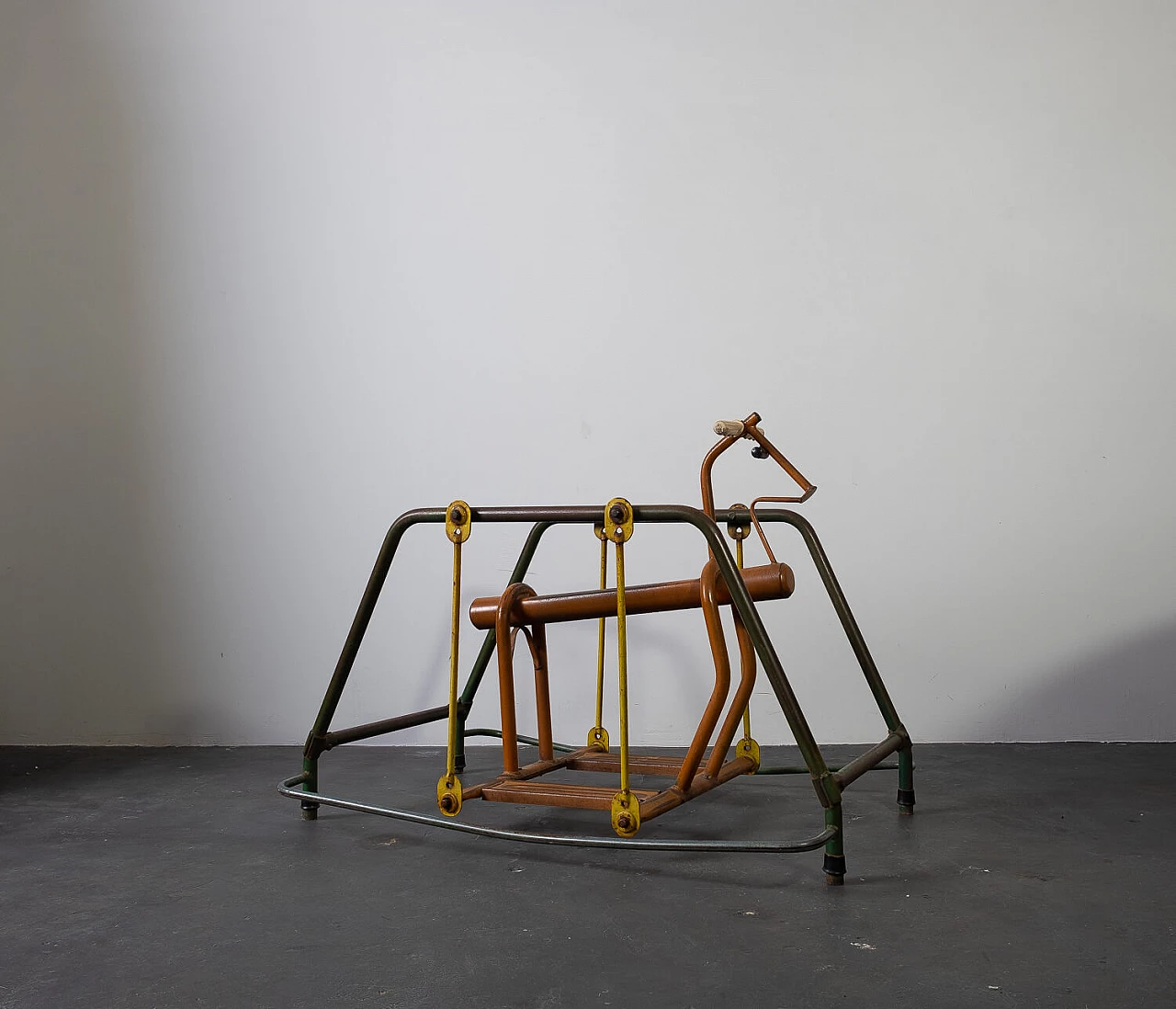 Cavallo a dondolo in ferro, anni '50 1463324