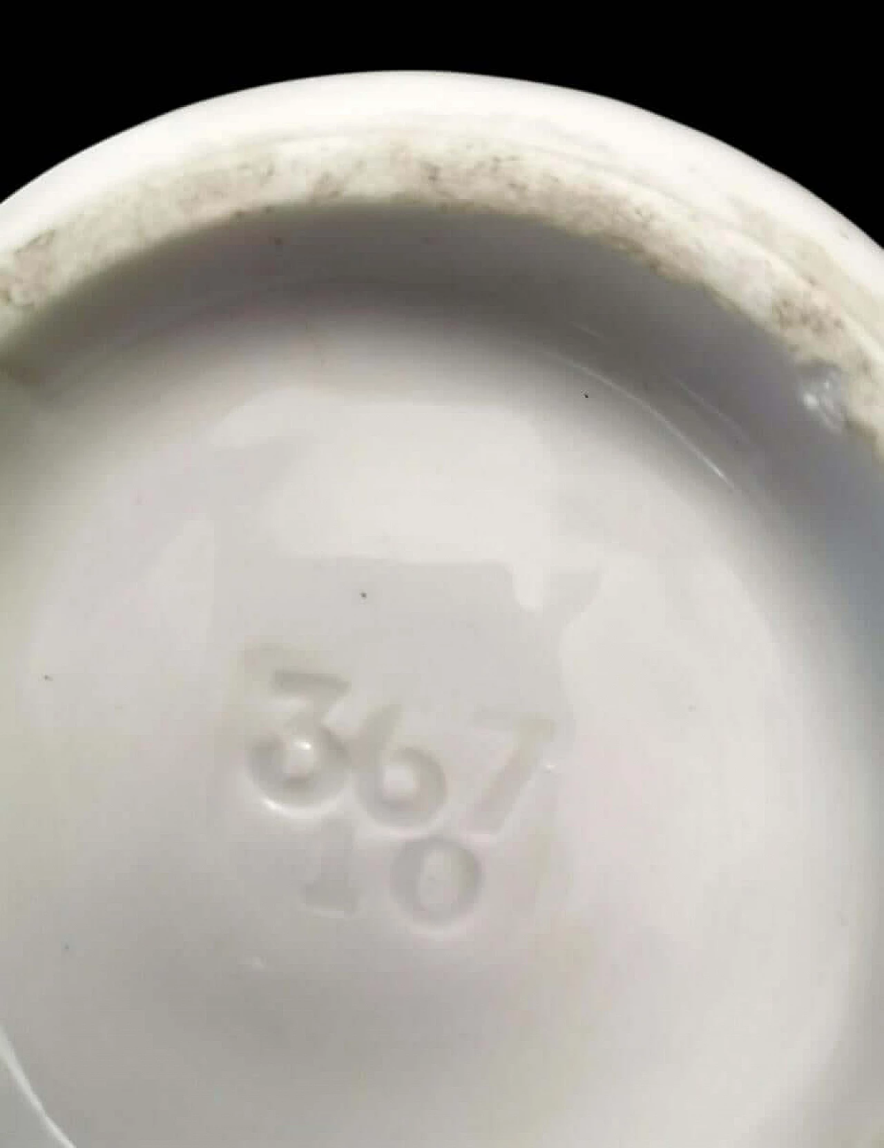 Pair of hand-painted De Paris porcelain vases, 19th century 1463947