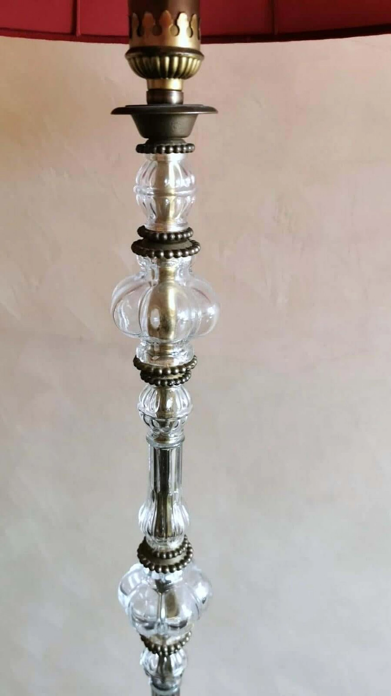 Lampada da terra in vetro soffiato e base in ottone, anni '40 1464015