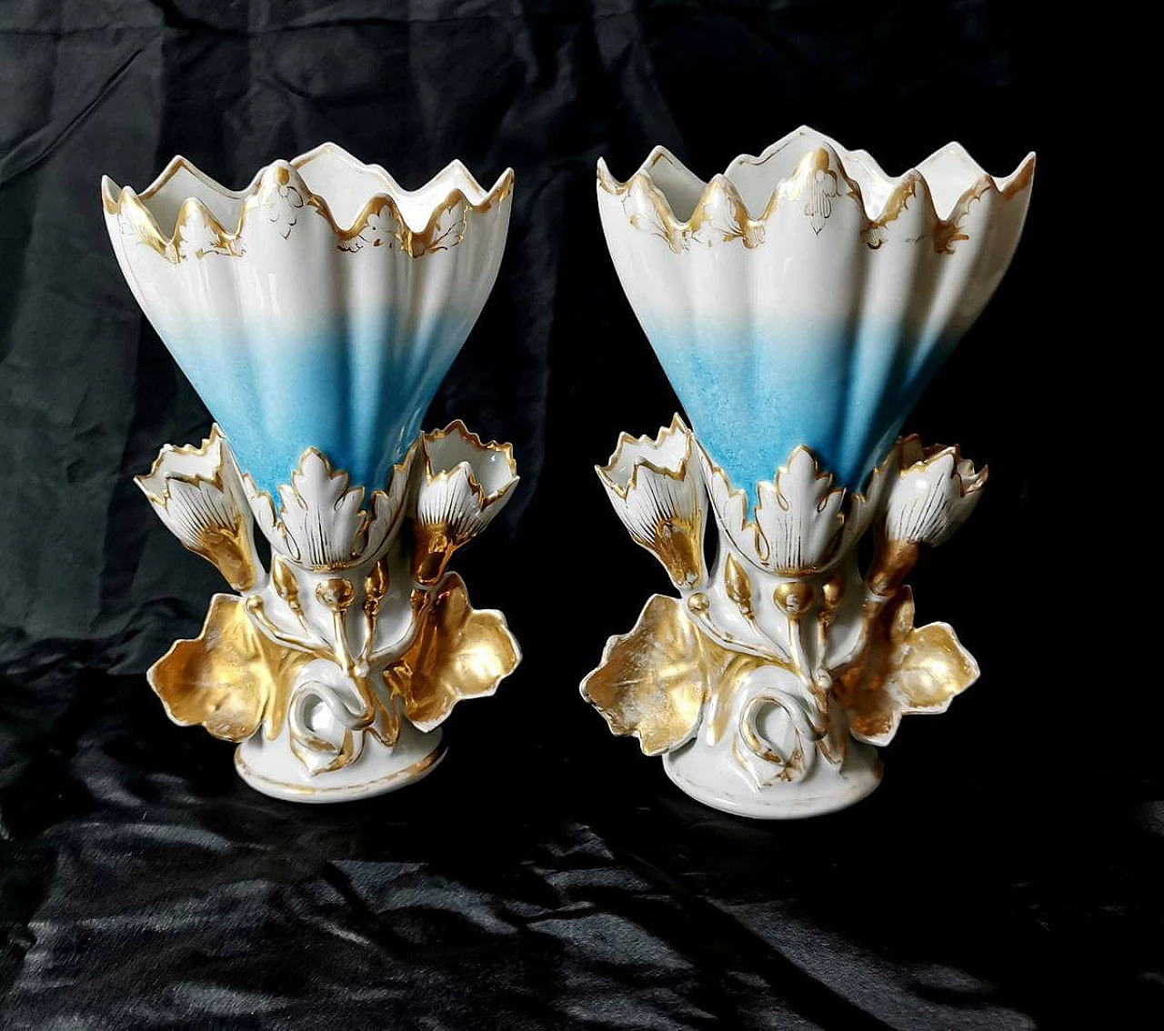 Pair of wedding church vases in Porcelain de Paris, 19th century 1464088