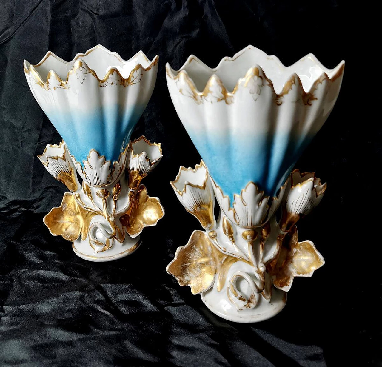 Pair of wedding church vases in Porcelain de Paris, 19th century 1464089