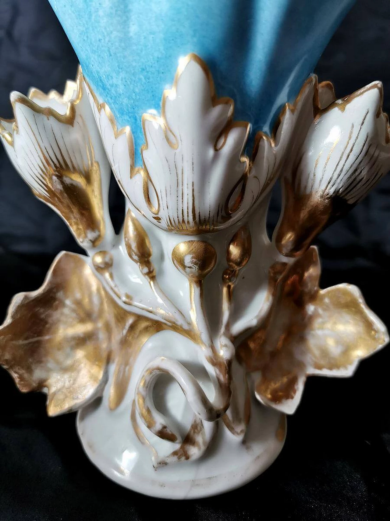 Pair of wedding church vases in Porcelain de Paris, 19th century 1464095