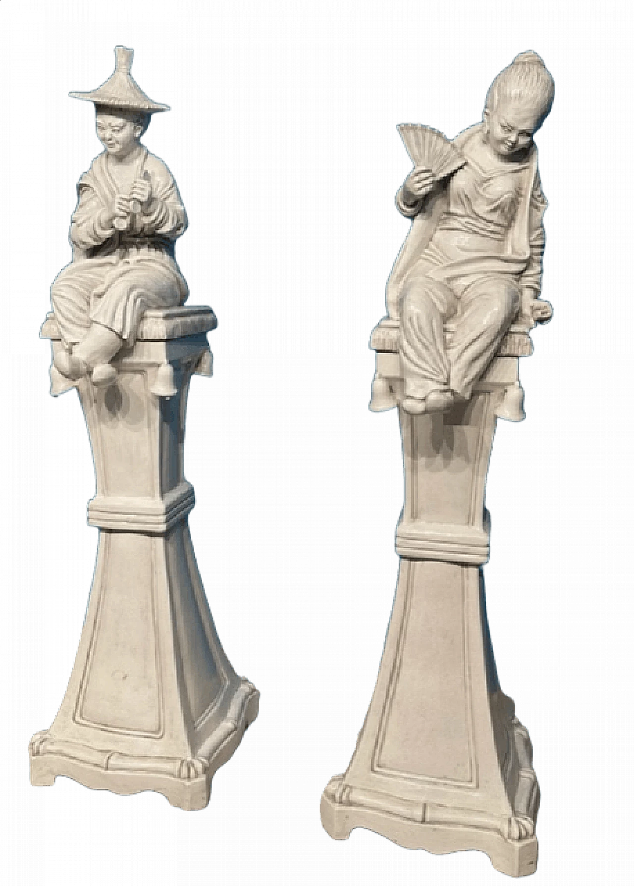 Coppia di grandi sculture in terracotta invetriata bianca, del '900 1464299