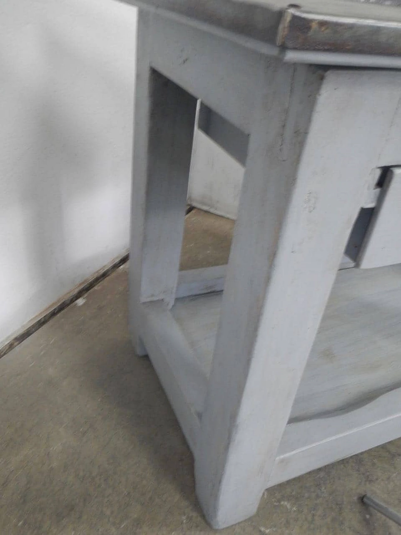 Painted wooden counter with metal top, 1960s 1465915