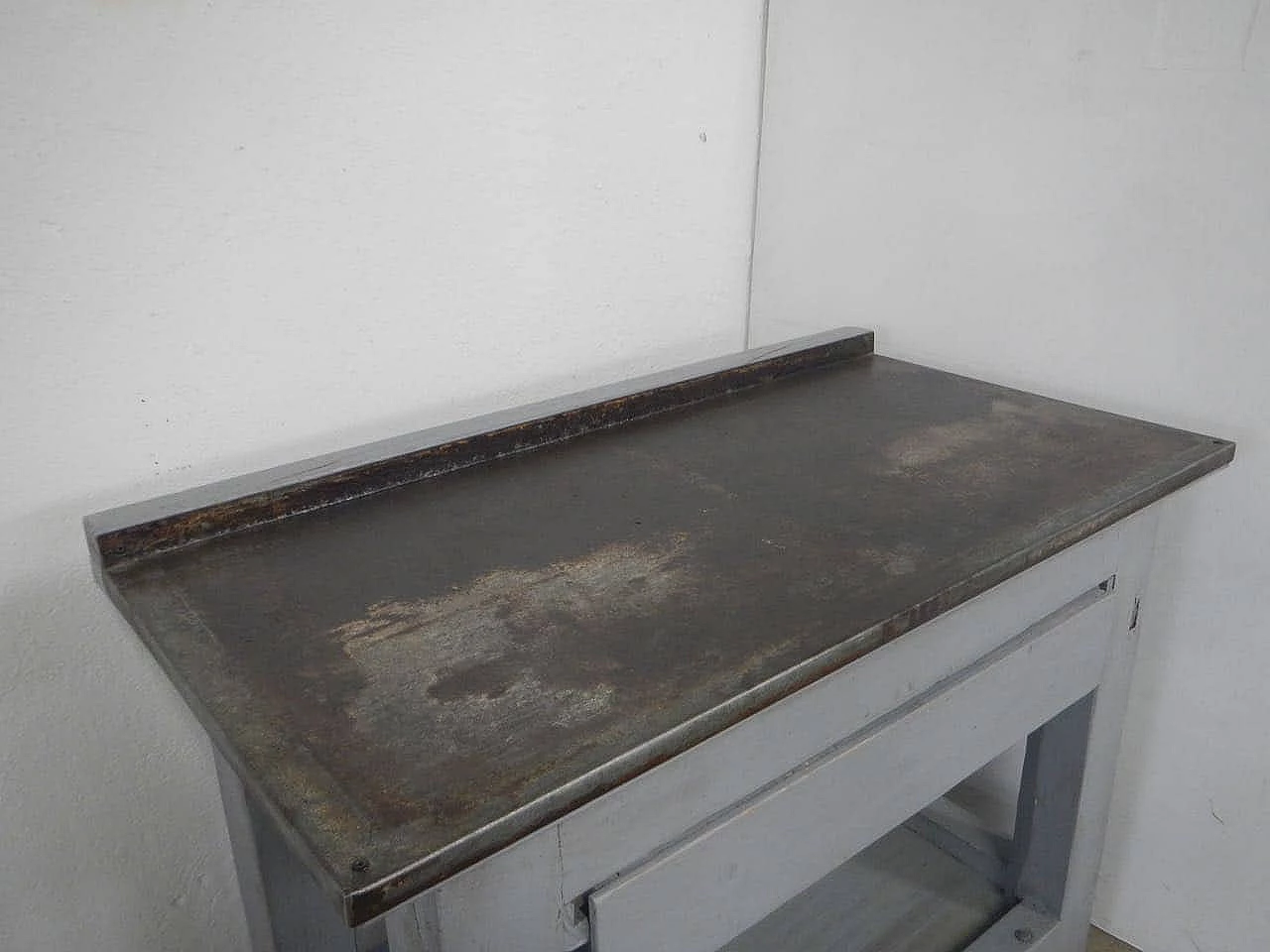 Painted wooden counter with metal top, 1960s 1465918
