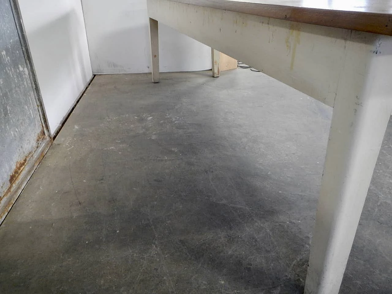 Spruce wood industrial table stained white, 1960s 1465944