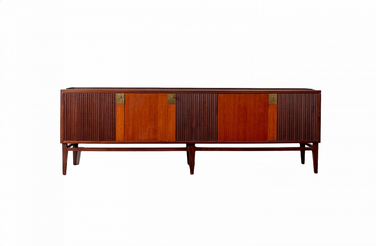 Credenza in teak con ante grissinate, anni '50 1466178