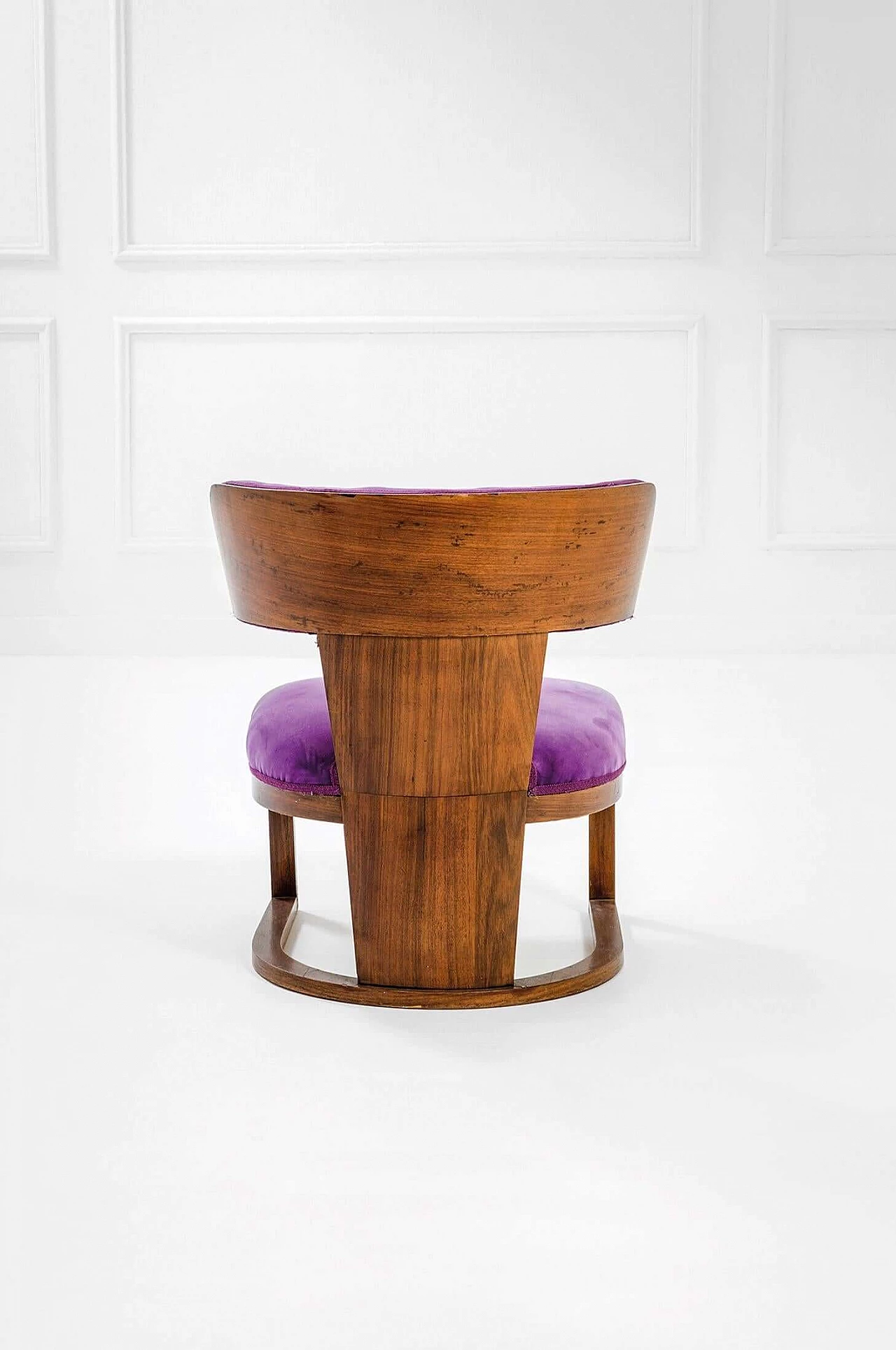 Ernesto Lapadula's armchair in wood and purple velvet, 1930s 1466320