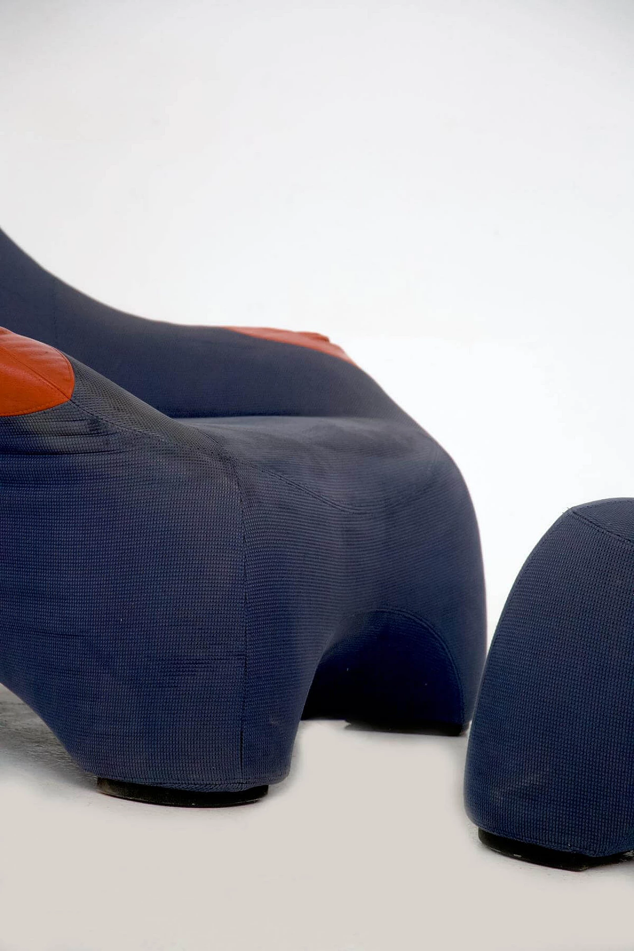 Poltrona e poggiapiedi modello Hal di Marc Sadler per Cassina, anni '90 1467121