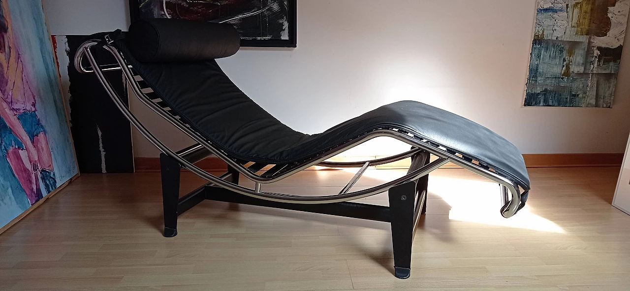 Chaise longue LC4 di Le Corbusier in pelle nera dal Alivar Mvsevm, anni '80 1467248