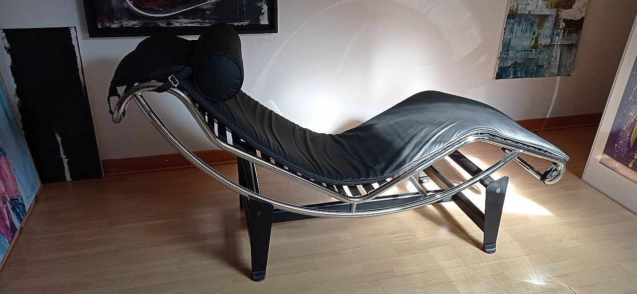 Chaise longue LC4 di Le Corbusier in pelle nera dal Alivar Mvsevm, anni '80 1467276