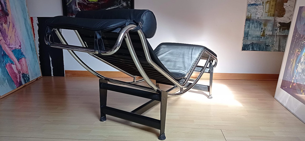 Le Corbusier LC4 chaise longue in black leather by Alivar Mvsevm, 1980s 1467285