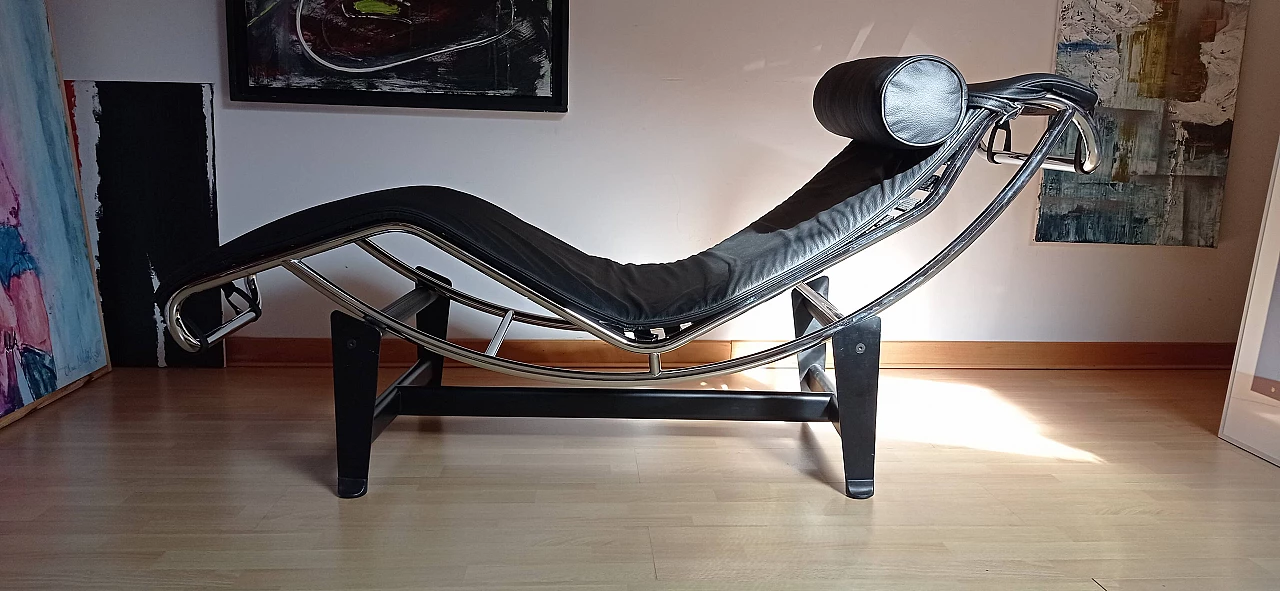 Le Corbusier LC4 chaise longue in black leather by Alivar Mvsevm, 1980s 1467306