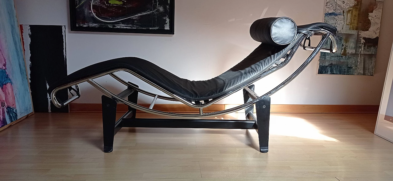 Chaise longue LC4 di Le Corbusier in pelle nera dal Alivar Mvsevm, anni '80 1467306