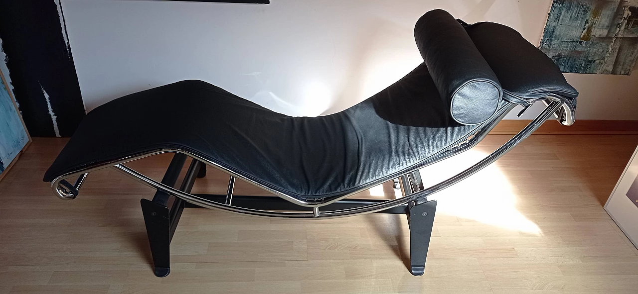 Chaise longue LC4 di Le Corbusier in pelle nera dal Alivar Mvsevm, anni '80 1467308