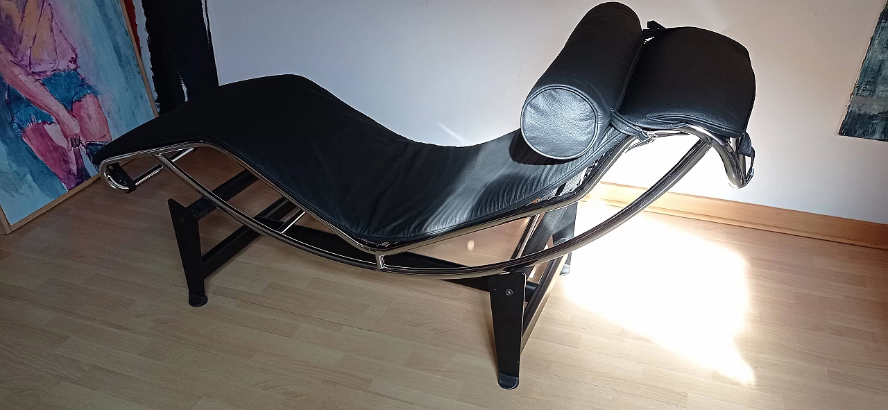 Chaise longue LC4 di Le Corbusier in pelle nera dal Alivar Mvsevm, anni '80 1467312