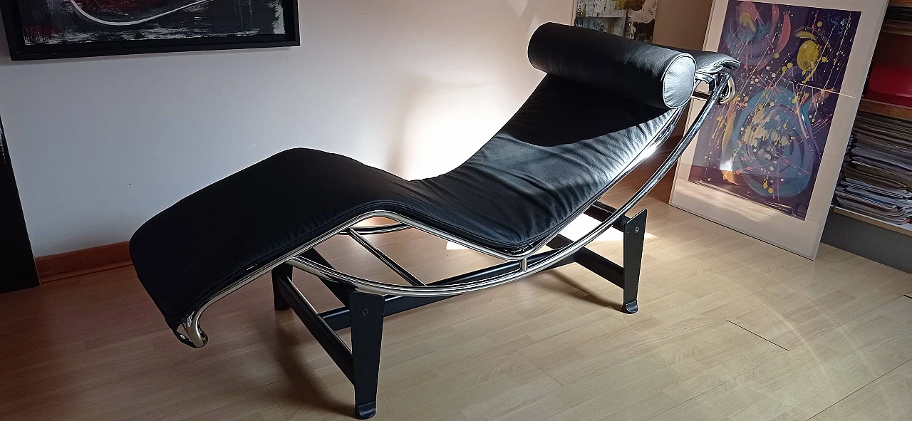 Chaise longue LC4 di Le Corbusier in pelle nera dal Alivar Mvsevm, anni '80 1467318