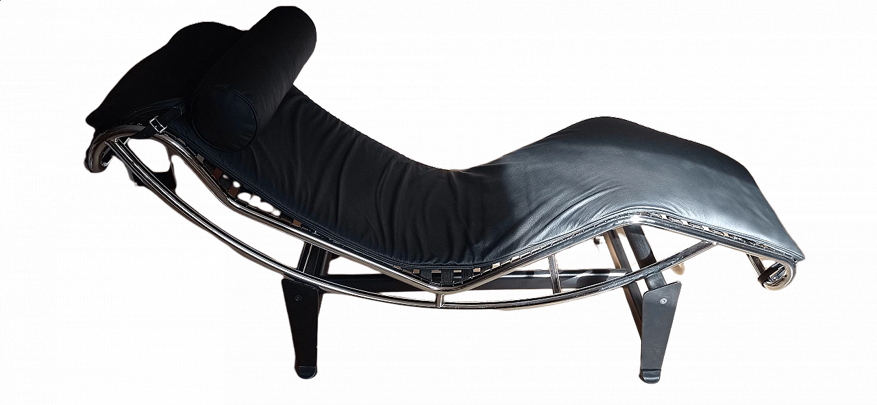 Chaise longue LC4 di Le Corbusier in pelle nera dal Alivar Mvsevm, anni '80 1468479