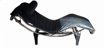 Le Corbusier LC4 chaise longue in black leather by Alivar Mvsevm, 1980s