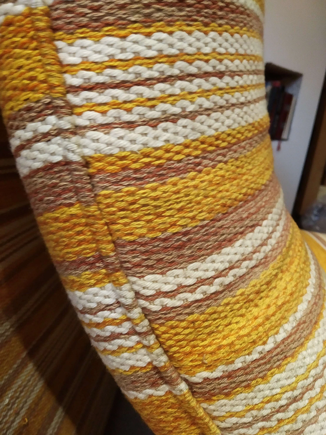 Poltrona Bruco rivestita in tessuto, anni '60 1469204