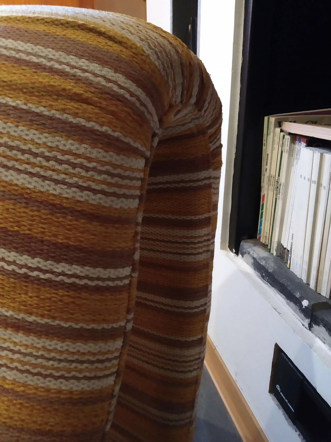 Poltrona Bruco rivestita in tessuto, anni '60 1469221