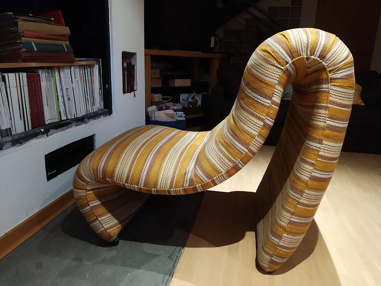 Poltrona Bruco rivestita in tessuto, anni '60 1469258